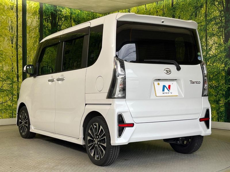 2019 Daihatsu Tanto 5BA-LA650S (UW-6a9e2b903e0df)[10]