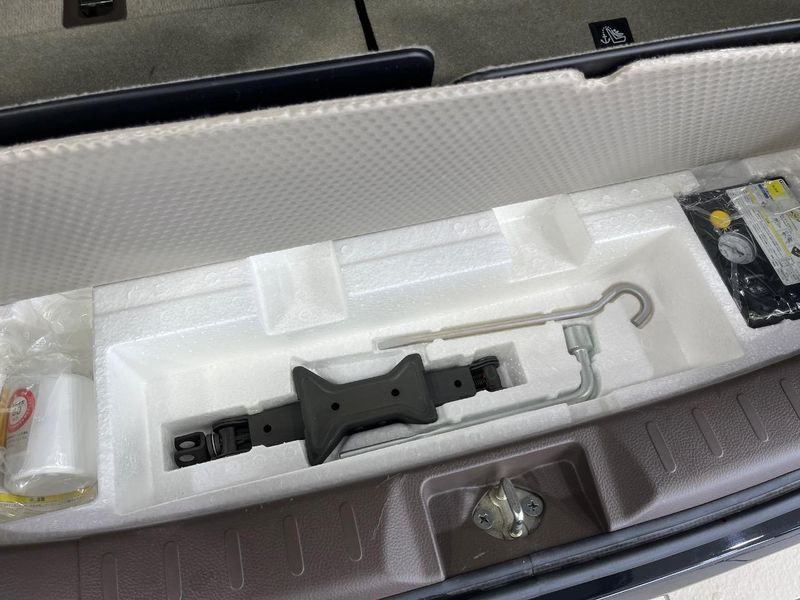 2013 Suzuki MR Wagon Wit DBA-MF33S (UW-6a9e2be998b87)[22]
