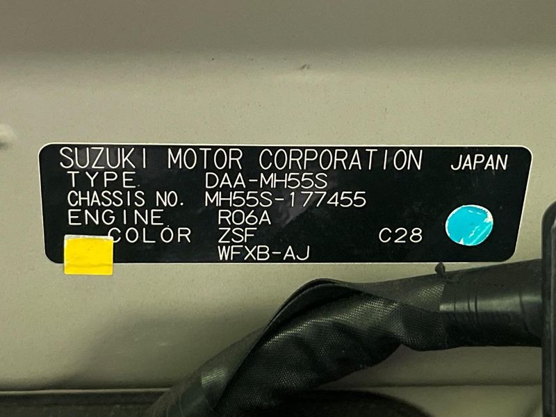 2017 Suzuki Wagon R DAA-MH55S (UW-6a9e2bf25840c)[1]