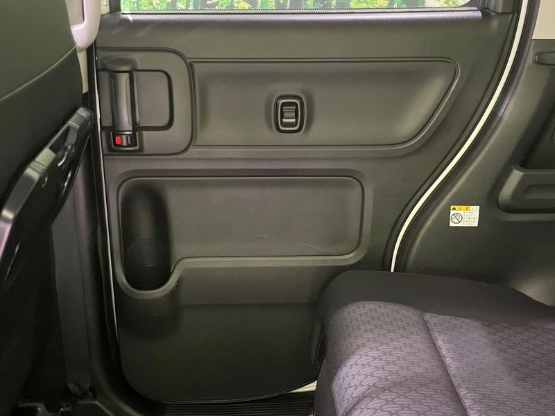 2020 Suzuki Spacia Custom 4AA-MK53S (UW-6a9e2c0e4efbb)[17]