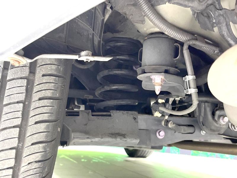 2019 Toyota RAV4 6BA-MXAA54 (UW-6a9e2c4a73525)[24]