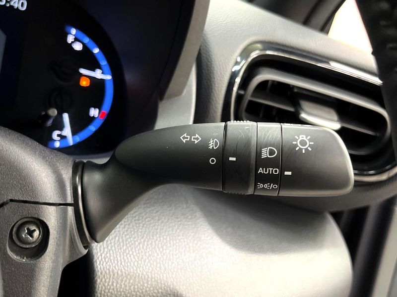 2024 Toyota Yaris Cross 6AA-MXPJ10 (UW-6a9e2c60d1609)[13]