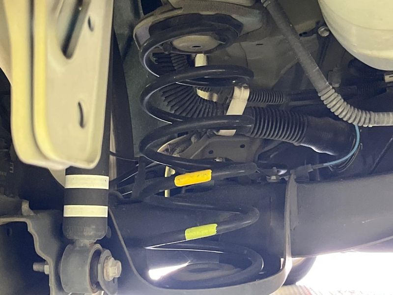 2021 Toyota Aqua 6AA-MXPK11 (UW-6a9e2c66e789a)[25]