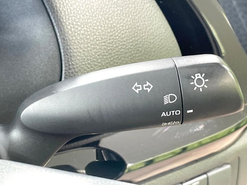 2022 Toyota Aqua 6AA-MXPK11 (UW-6a9e2c68d8330)[13]