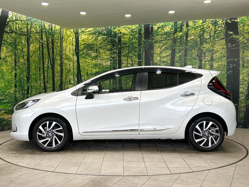 2022 Toyota Aqua 6AA-MXPK11 (UW-6a9e2c690e327)[6]
