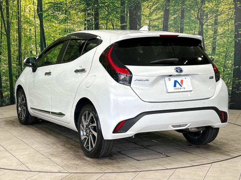 2022 Toyota Aqua 6AA-MXPK11 (UW-6a9e2c690e327)[7]