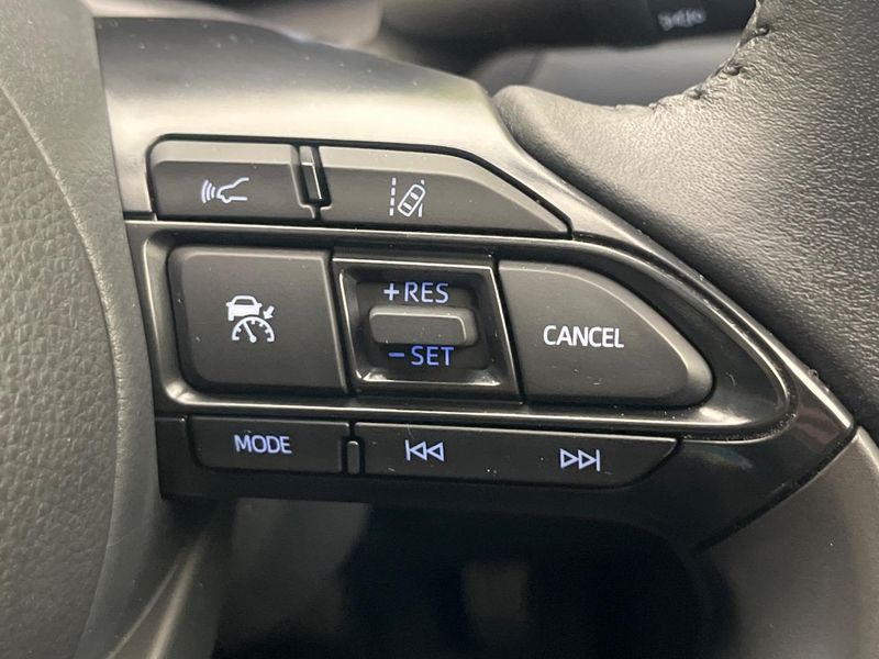 2023 Toyota Aqua 6AA-MXPK11 (UW-6a9e2c6c40da4)[24]