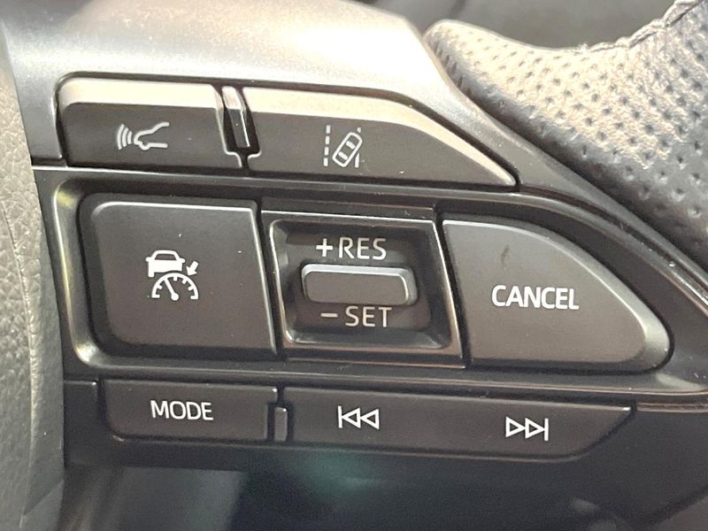2023 Toyota Aqua 6AA-MXPK11 (UW-6a9e2c6d014cb)[27]