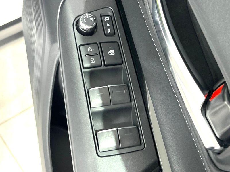 2023 Toyota Harrier 6BA-MXUA85 (UW-6a9e2c89a424d)[26]