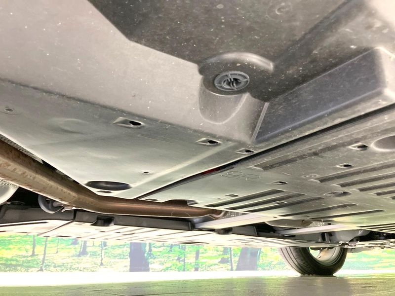 2024 Toyota Prius 6AA-MXWH60 (UW-6a9e2c8decb57)[5]