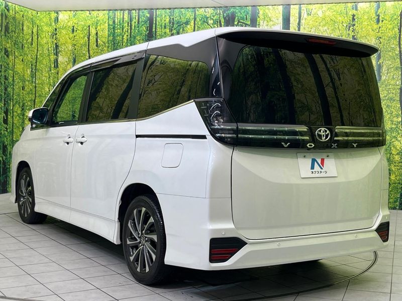 2023 Toyota Voxy 6BA-MZRA90W (UW-6a9e2c9b97680)[19]