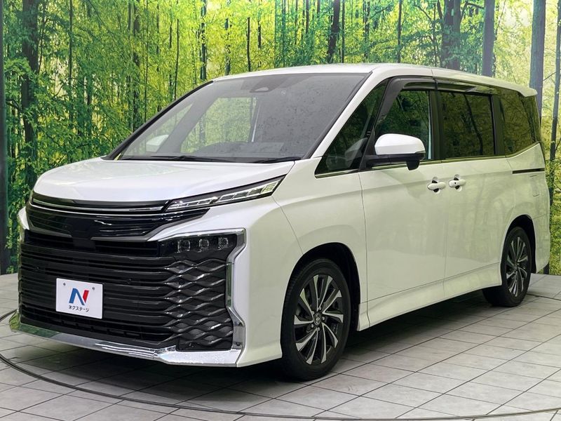 2023 Toyota Voxy 6BA-MZRA90W (UW-6a9e2c9b97680)[13]
