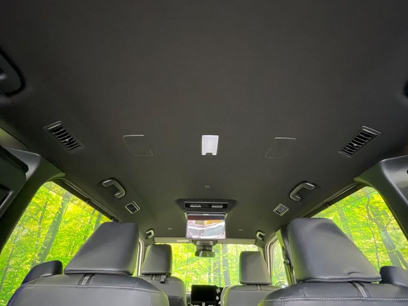 2023 Toyota Noah 6BA-MZRA90W (UW-6a9e2c9da210d)[19]
