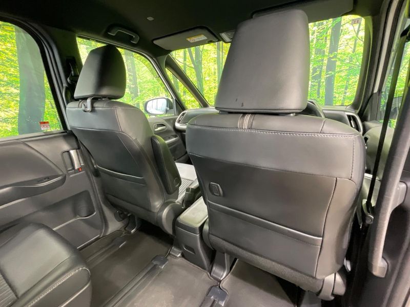 2023 Toyota Noah 6BA-MZRA90W (UW-6a9e2c9da210d)[23]