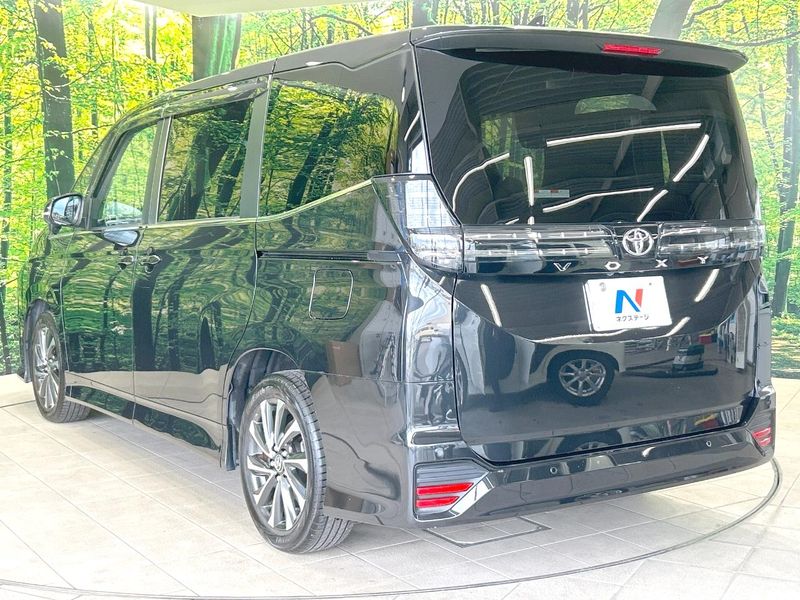 2024 Toyota Voxy 6BA-MZRA90W (UW-6a9e2c9f173ea)[9]