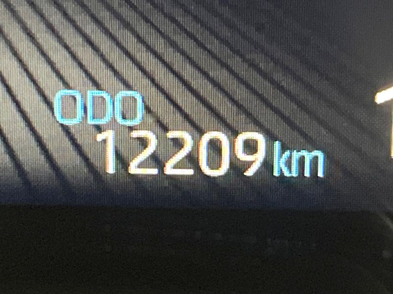 2024 Toyota Voxy 6BA-MZRA90W (UW-6a9e2c9f41813)[2]