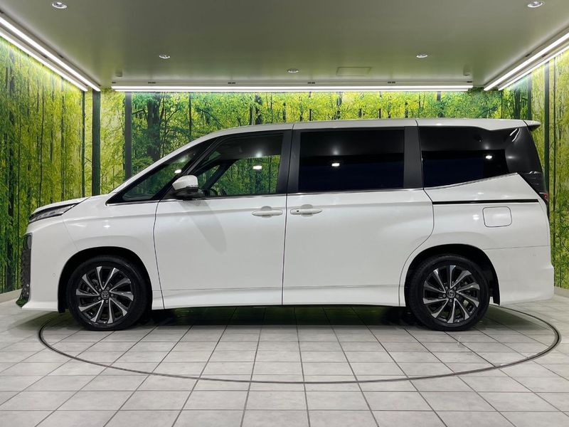 2024 Toyota Voxy 6BA-MZRA90W (UW-6a9e2ca0a7536)[16]