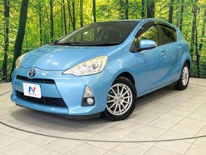 2012 Toyota Aqua DAA-NHP10