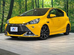 2015 Toyota Aqua DAA-NHP10