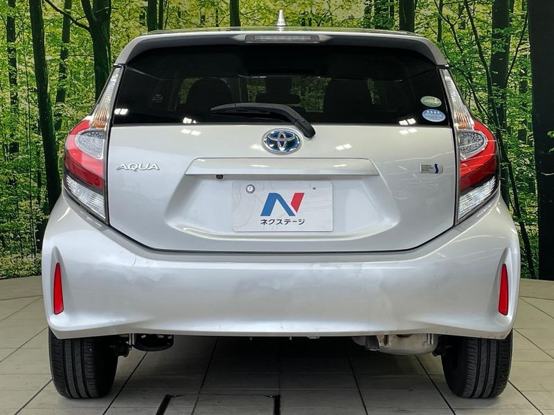 2017 Toyota Aqua DAA-NHP10 (UW-6a9e2cb45d367)[8]