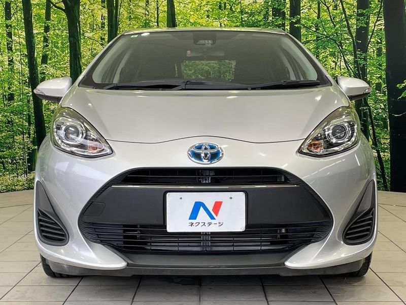 2017 Toyota Aqua DAA-NHP10 (UW-6a9e2cb45d367)[5]