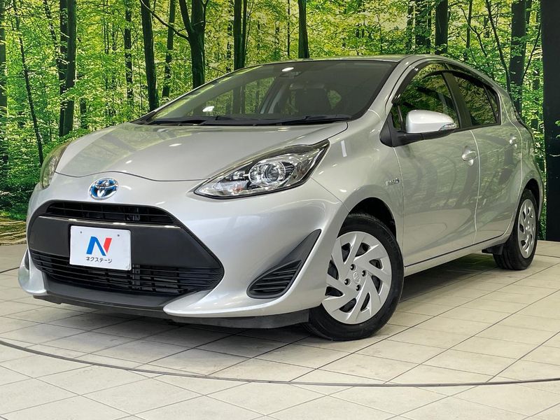 2017 Toyota Aqua DAA-NHP10 (UW-6a9e2cb45d367)[0]