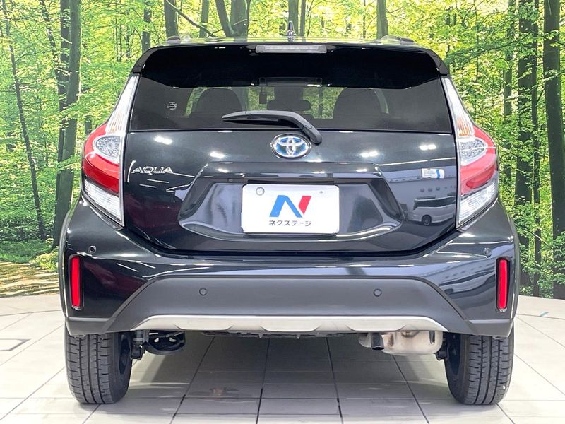 2019 Toyota Aqua DAA-NHP10H (UW-6a9e2cb85191a)[19]