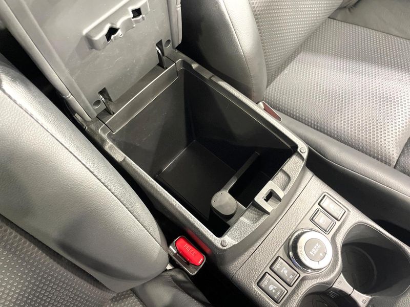 2018 Nissan X-Trail DBA-NT32 (UW-6a9e2ccba8fda)[26]
