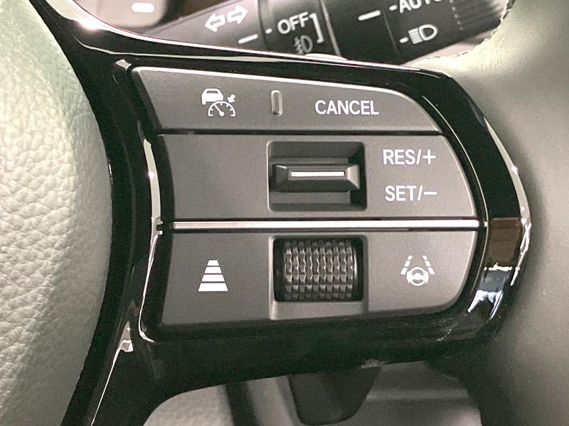 2026 Honda Step Wagon 6AA-RP8 (UW-6a9e2ce2b9af8)[28]