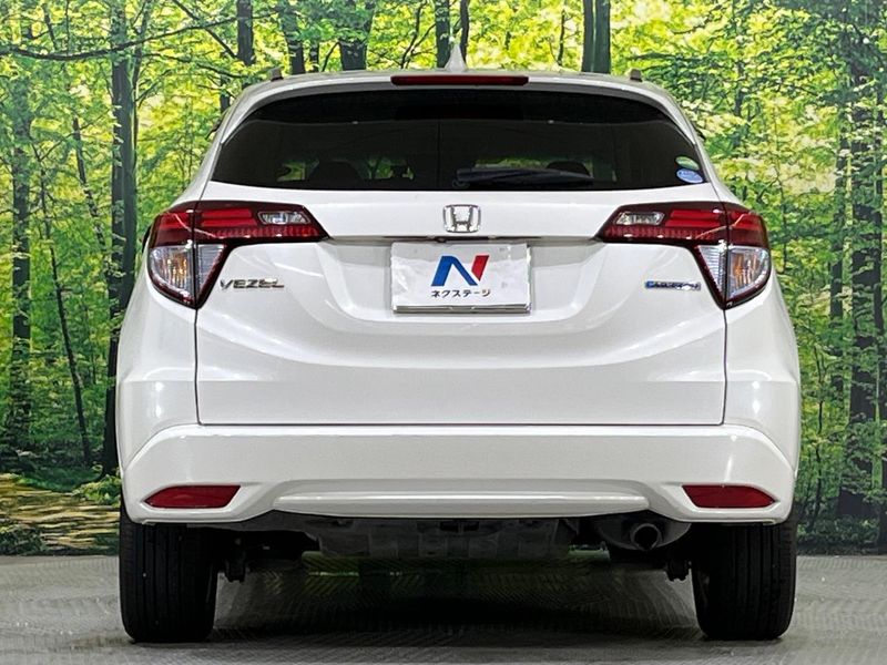 2017 Honda Vezel DAA-RU3 (UW-6a9e2ce69ea80)[17]