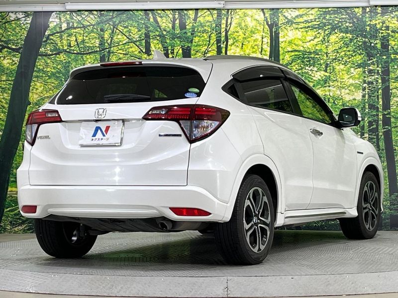 2017 Honda Vezel DAA-RU3 (UW-6a9e2ce69ea80)[18]
