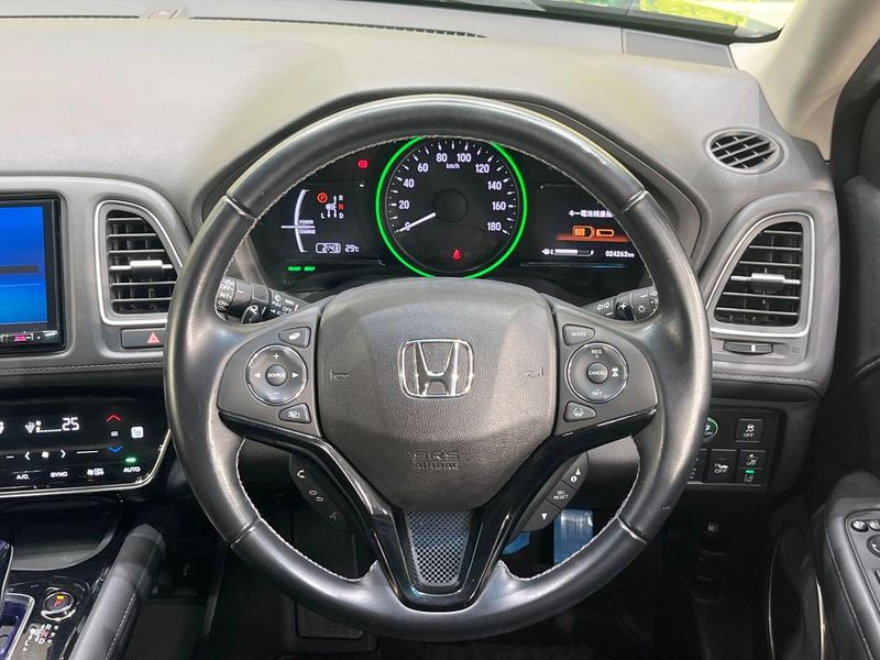 2017 Honda Vezel DAA-RU3 (UW-6a9e2ce6e6822)[21]