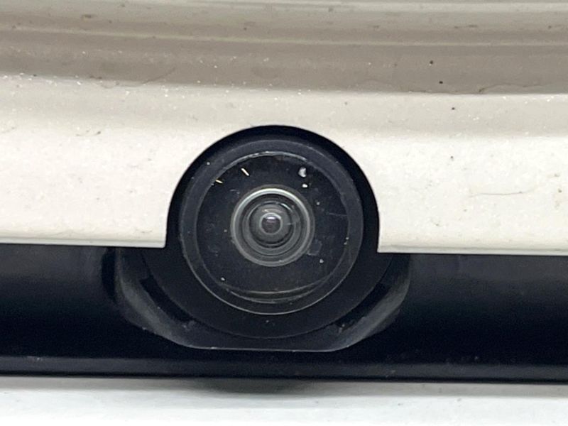 2021 Honda Vezel 6AA-RV5 (UW-6a9e2cec8314f)[13]