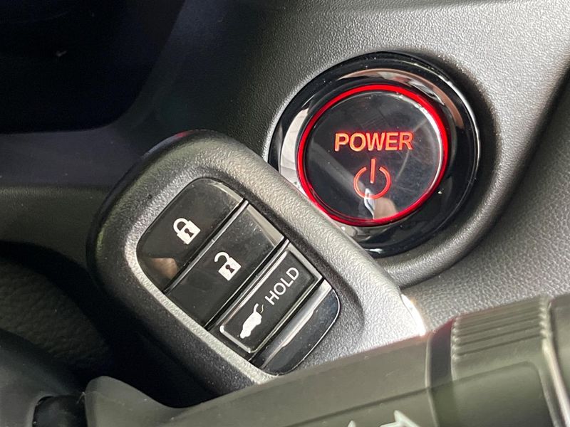 2022 Honda Vezel 6AA-RV5 (UW-6a9e2cf02d423)[26]