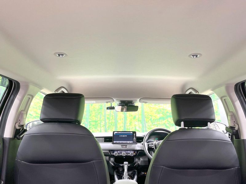 2025 Honda Vezel 6AA-RV5 (UW-6a9e2cf63bc0f)[29]
