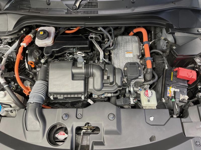 2025 Honda Vezel 6AA-RV5 (UW-6a9e2cf670301)[4]