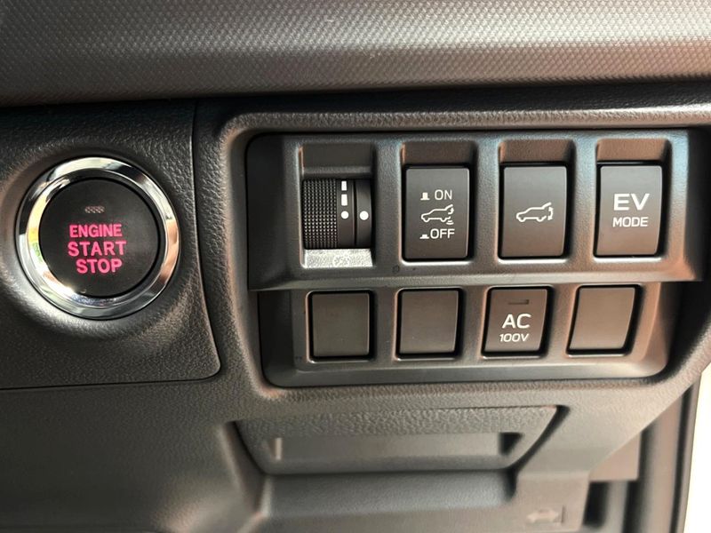 2026 Subaru Forester 5AA-SLG (UW-6a9e2d126a3b2)[25]