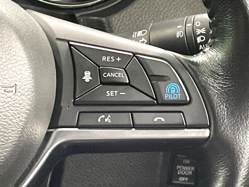 2018 Nissan X-Trail DBA-T32 (UW-6a9e2d1837a72)[24]
