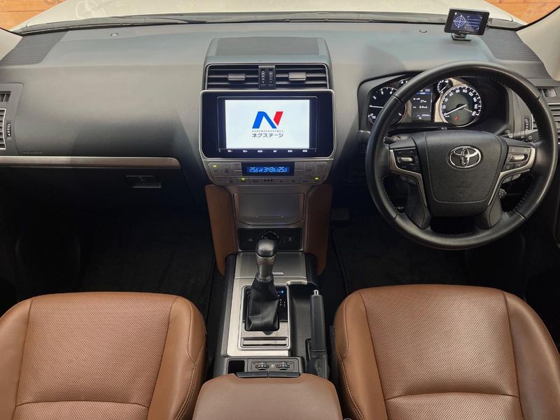 2021 Toyota Land Cruiser Prado 3BA-TRJ150W (UW-6a9e2d1ee7e96)[21]