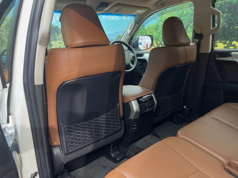 2021 Toyota Land Cruiser Prado 3BA-TRJ150W (UW-6a9e2d1ee7e96)[25]