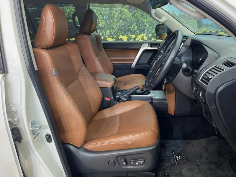 2021 Toyota Land Cruiser Prado 3BA-TRJ150W (UW-6a9e2d1ee7e96)[26]