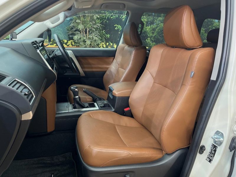 2021 Toyota Land Cruiser Prado 3BA-TRJ150W (UW-6a9e2d1ee7e96)[29]
