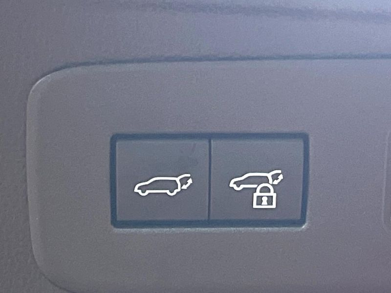 2025 Toyota Land Cruiser 250 3BA-TRJ250W (UW-6a9e2d2c248d1)[9]