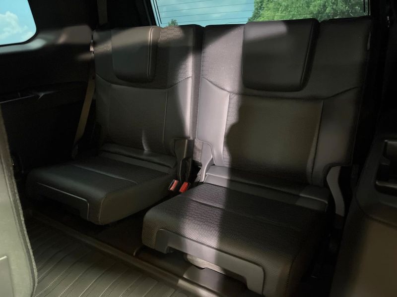 2025 Toyota Land Cruiser 250 3BA-TRJ250W (UW-6a9e2d2d24392)[12]