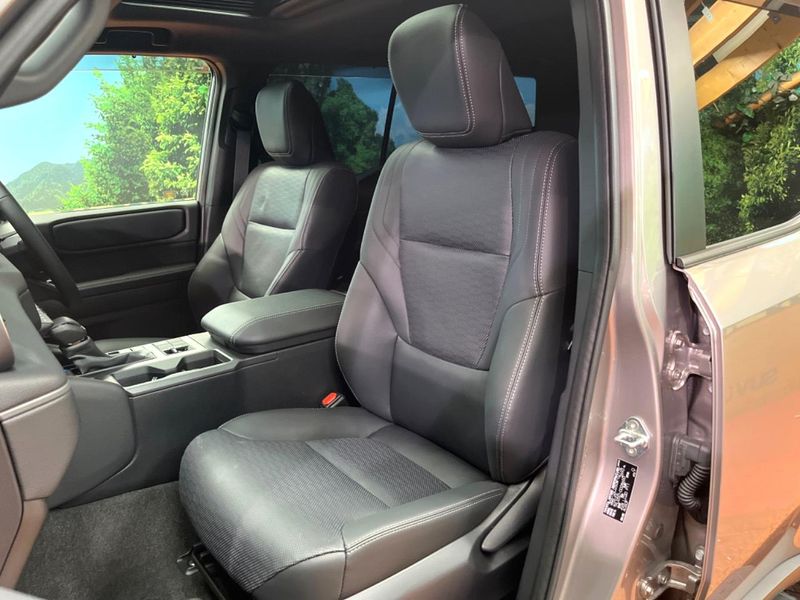 2025 Toyota Land Cruiser 250 3BA-TRJ250W (UW-6a9e2d2d24392)[13]