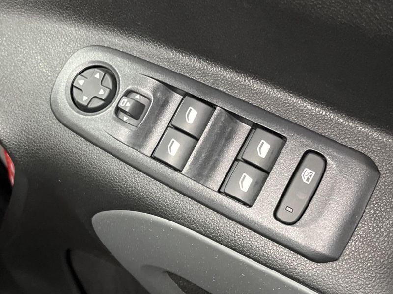 2022 Citroen Berlingo 3DA-K9CYH01 (UW-6a9e2d4012177)[20]