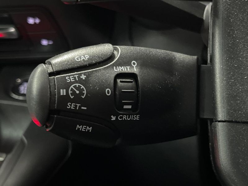 2022 Citroen Berlingo 3DA-K9CYH01 (UW-6a9e2d4012177)[18]