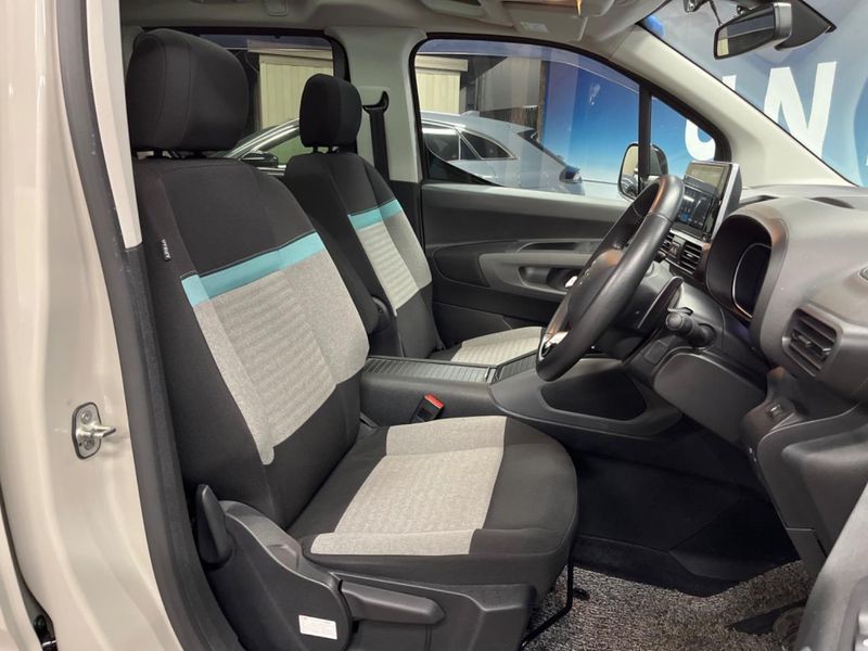 2022 Citroen Berlingo 3DA-K9CYH01 (UW-6a9e2d4012177)[22]
