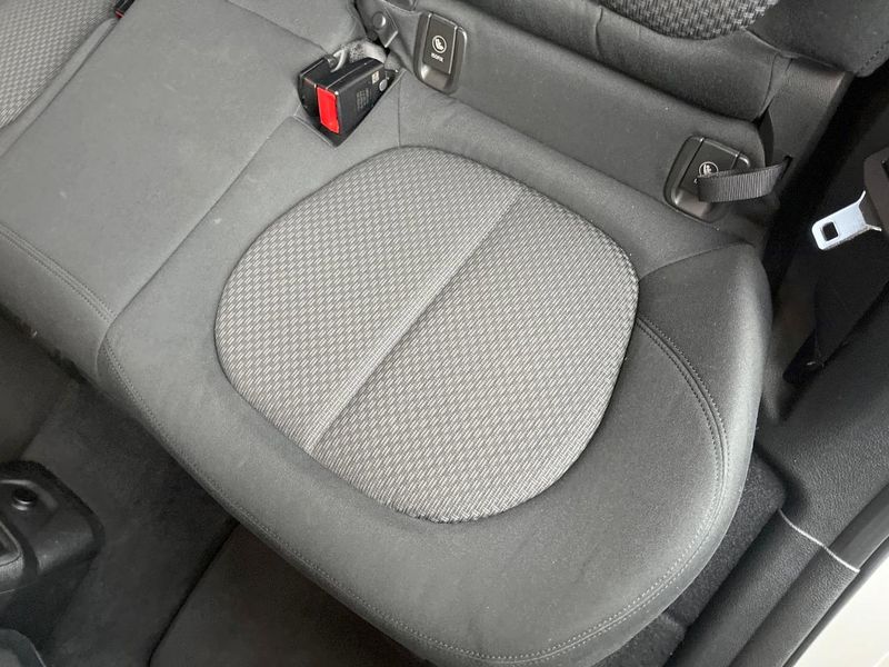2018 BMW 2 Series DBA-2A15 (UW-6a9e2d464e4f7)[18]