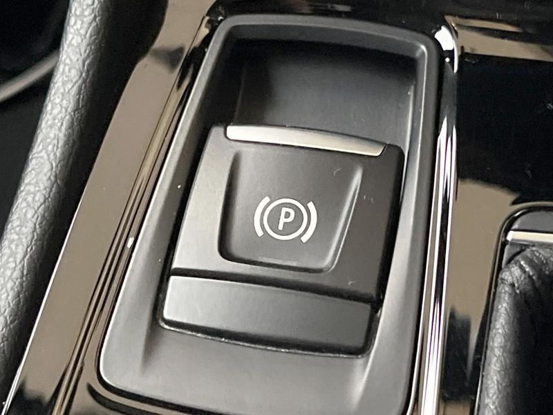 2018 BMW 2 Series DBA-2A15 (UW-6a9e2d464e4f7)[28]
